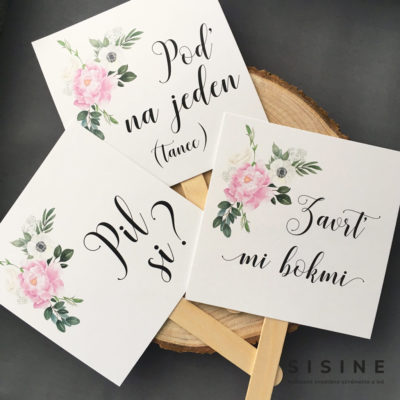 Svadobné rekvizity na fotenie "Pivonkový dizajn"